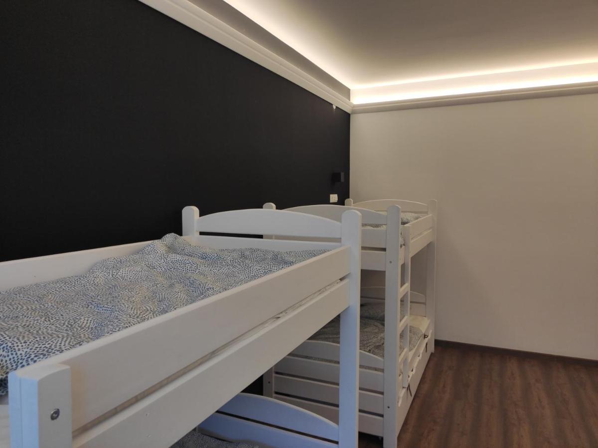 Greg&Tom Hostel Краків Екстер'єр фото