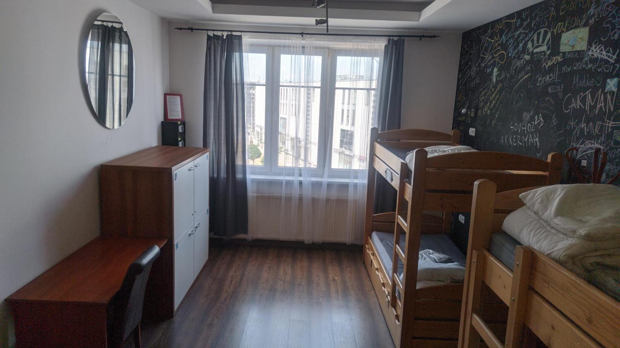 Greg&Tom Hostel Краків Екстер'єр фото